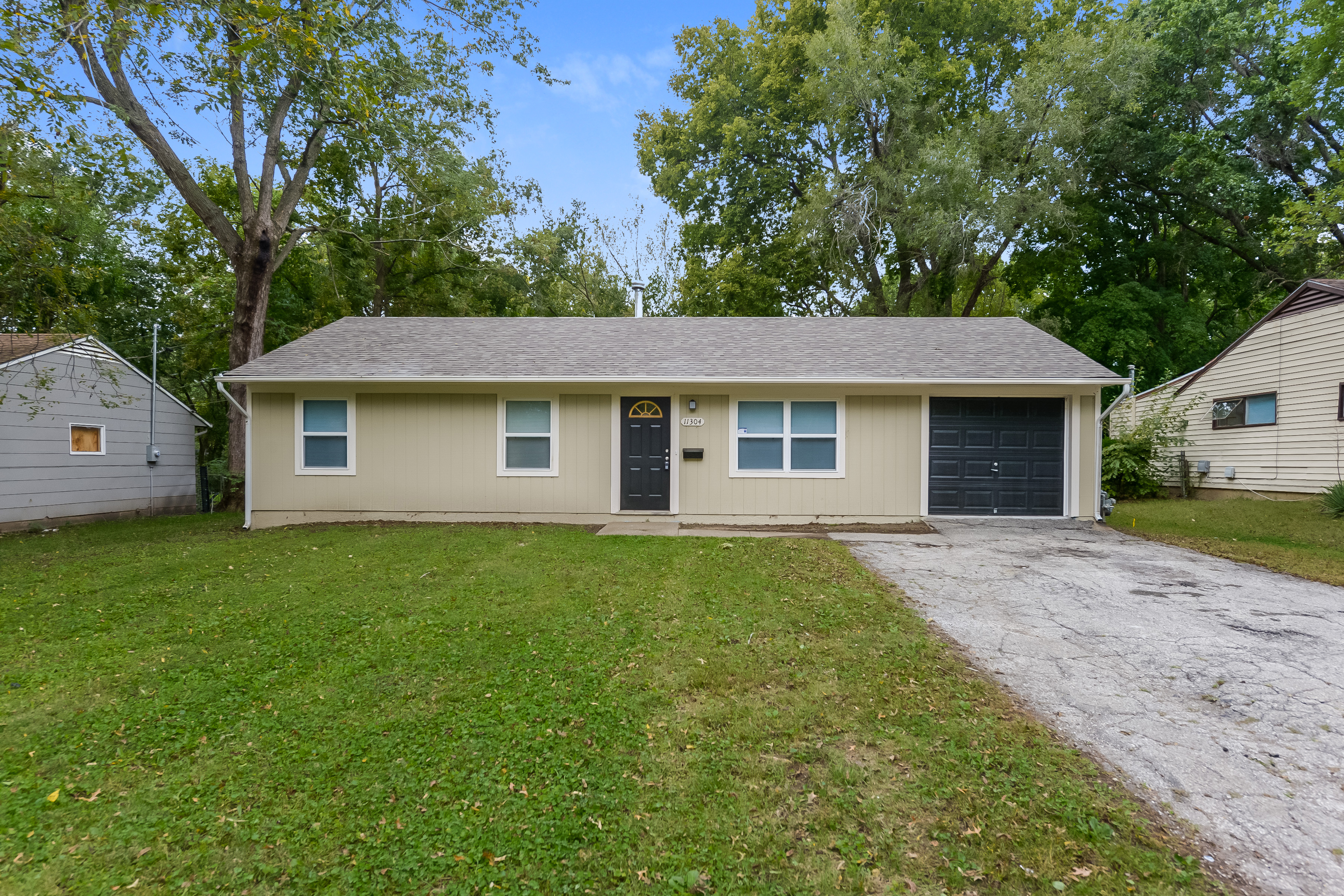 11304 Crystal Ave Kansas City, MO 64134